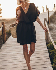 V-neck Short Sleeve Loose Pockets Belt Dress