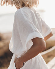 V-neck Short Sleeve Loose Pockets Belt Dress